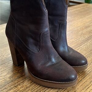 Lucky Brand Leather Ankle Booties Brown Block Heel Side Zip Size 6